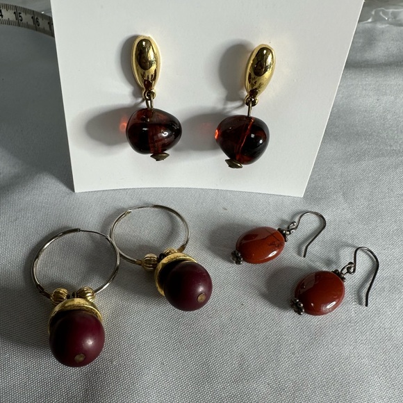 Three pair of minimalist neutral vibe earrings - Picture 1 of 7